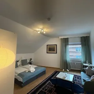 Dachwohnung Am Rhein Neben Die Schokoladenmuseum Apartment